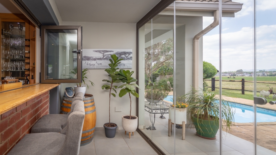 3 Bedroom Property for Sale in The Coves North West